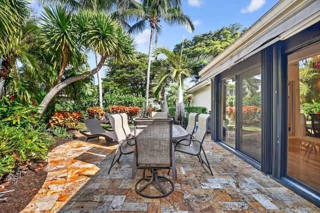 $430,000 | 6827 Parisian Way, Lake Worth, FL 33467