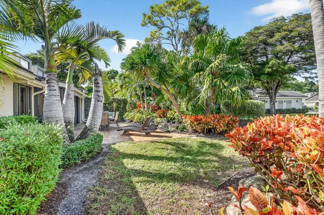 $430,000 | 6827 Parisian Way, Lake Worth, FL 33467