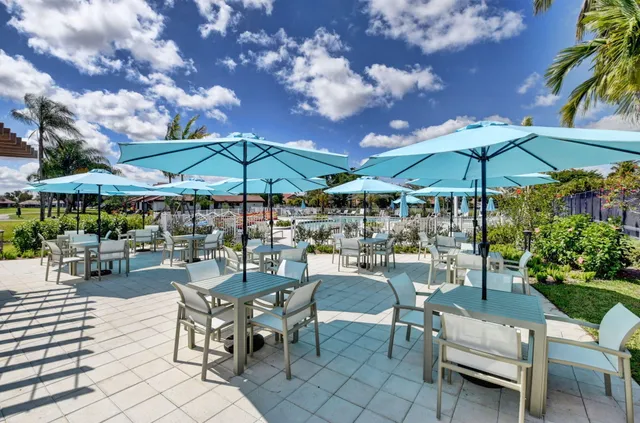 $430,000 | 6827 Parisian Way, Lake Worth, FL 33467