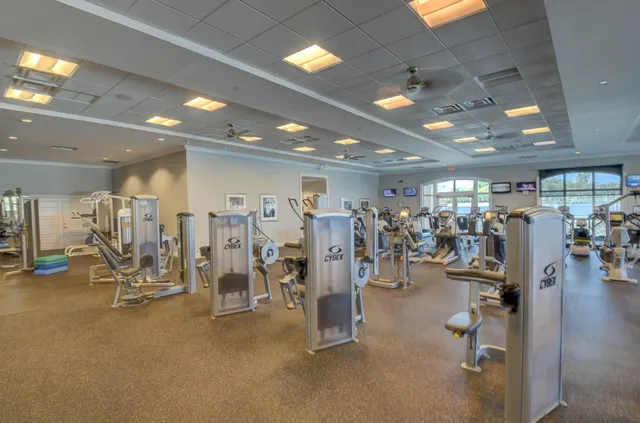 $430,000 | 6827 Parisian Way, Lake Worth, FL 33467