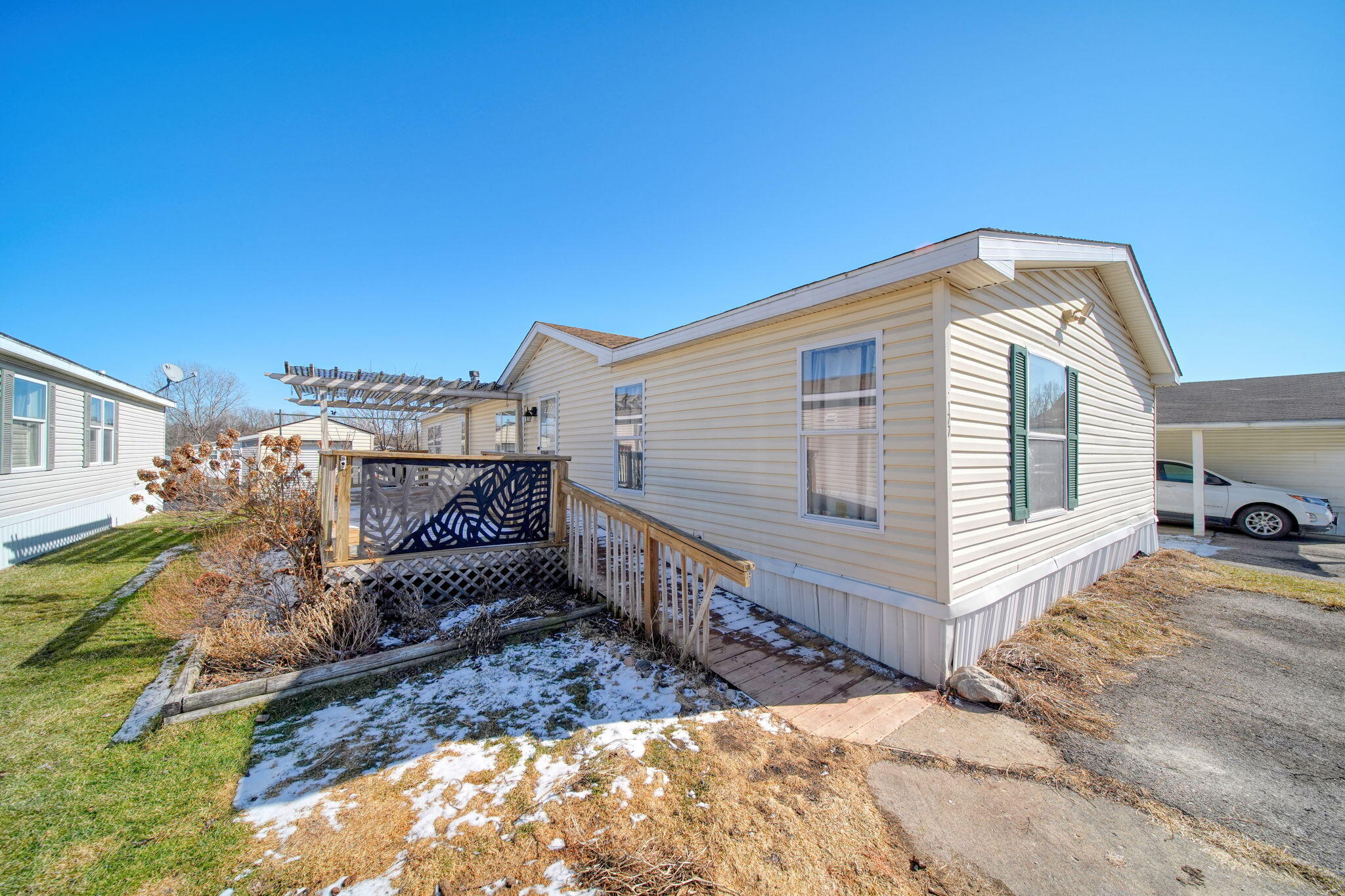 2835 South Wagner Road, Unit 177 Ann Arbor, MI 48103 - Photo 37 of 40 44