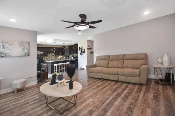 $1,900 | 414 Andean Court, Clarksville, TN 37040