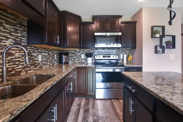 $1,900 | 414 Andean Court, Clarksville, TN 37040