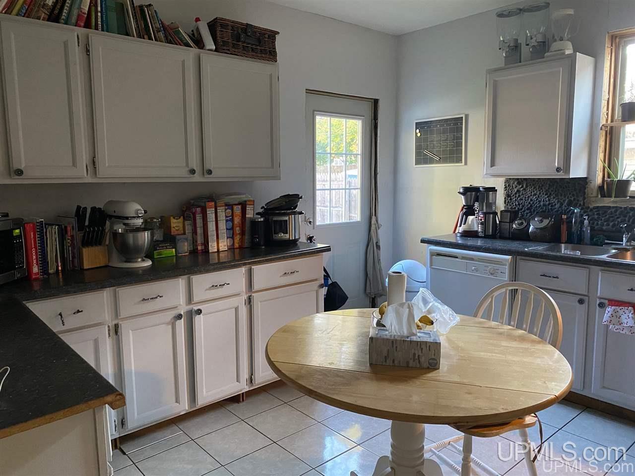611 East Michigan Ishpeming, MI 49849 - Photo 12 of 31