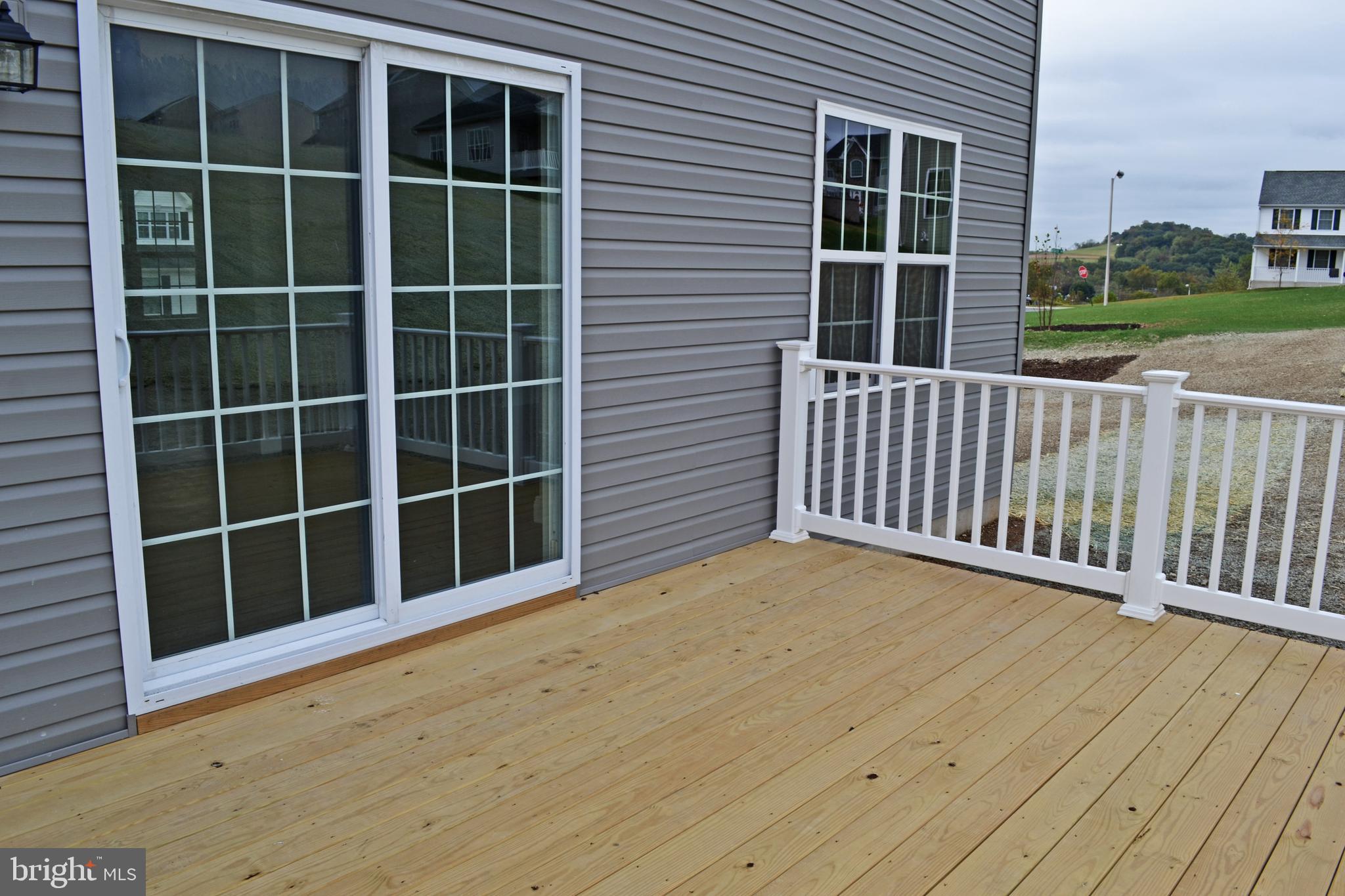 11 Rome Drive Leesport, PA 19533 - Photo 25 of 27 Back deck