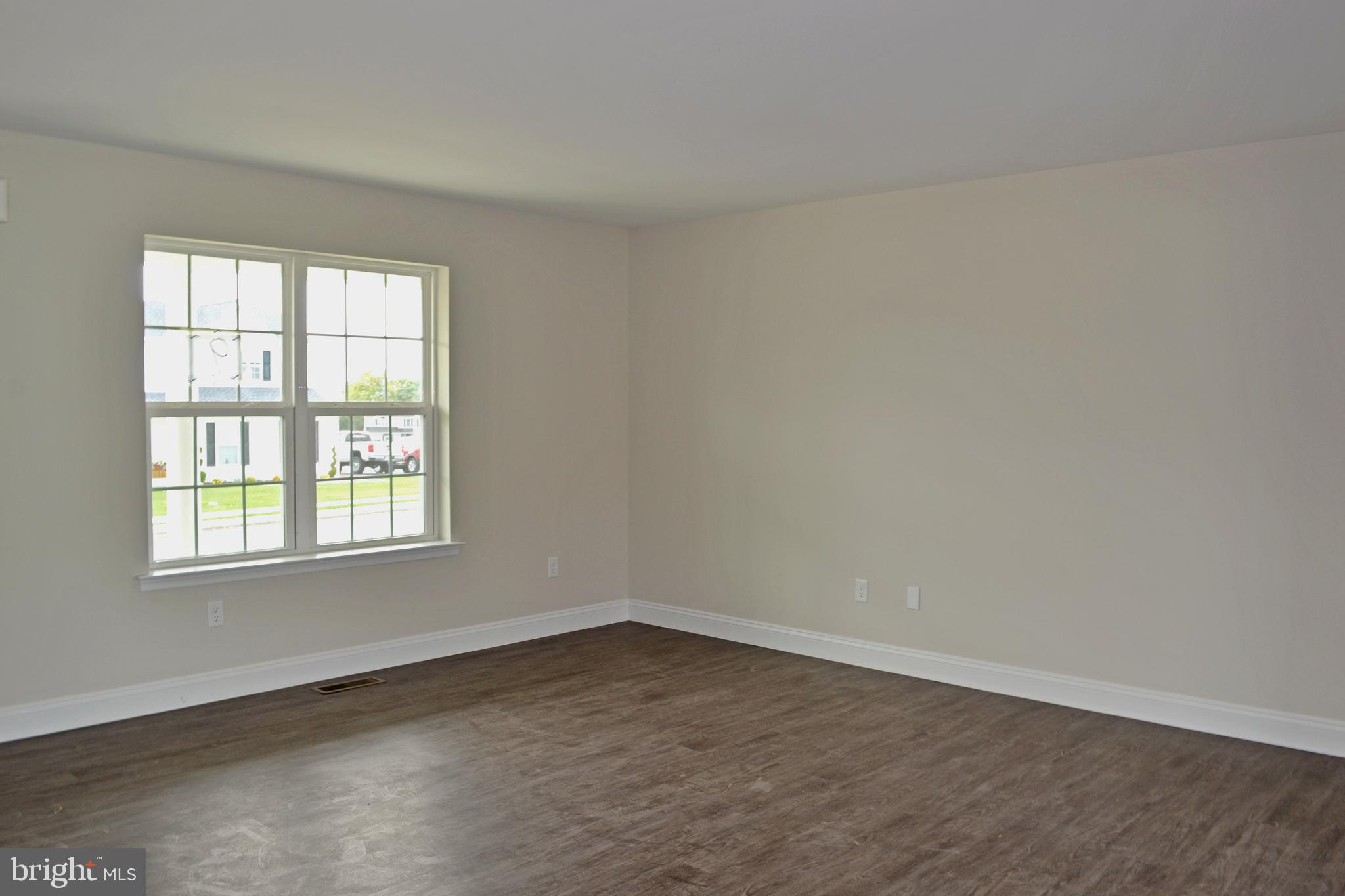 11 Rome Drive Leesport, PA 19533 - Photo 7 of 27 Living Area