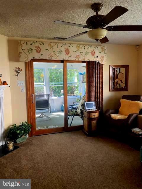 404 Barbados Drive Williamstown, NJ 08094 - Photo 18 of 28 Family Room