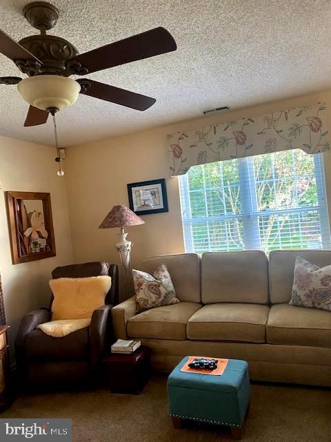 404 Barbados Drive Williamstown, NJ 08094 - Photo 21 of 28 Family Room