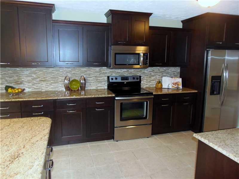 6214 North Raceway Road Indianapolis, IN 46278 - Photo 6 of 22 Gallery Image 6