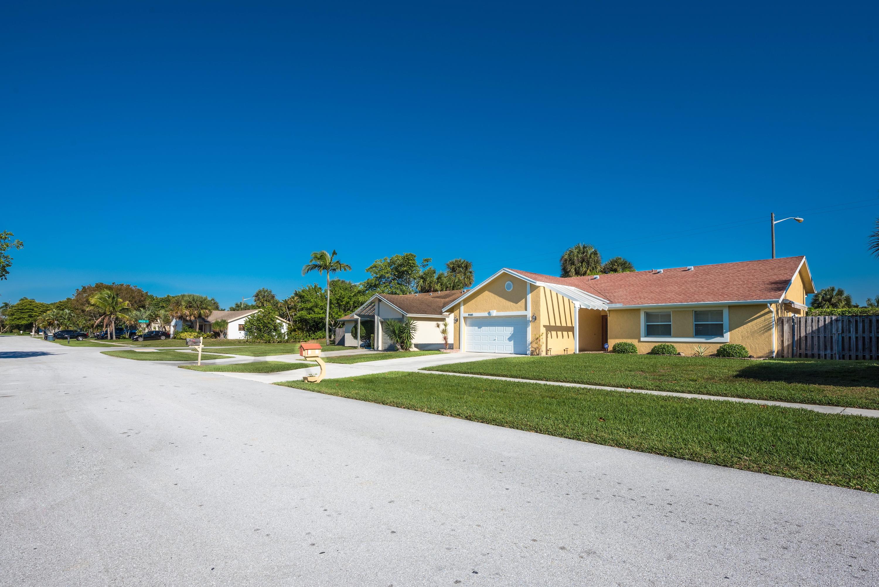 9865 Liberty Court Boca Raton, FL 33434 - Photo 3 of 47 9865 Liberty Cour-5