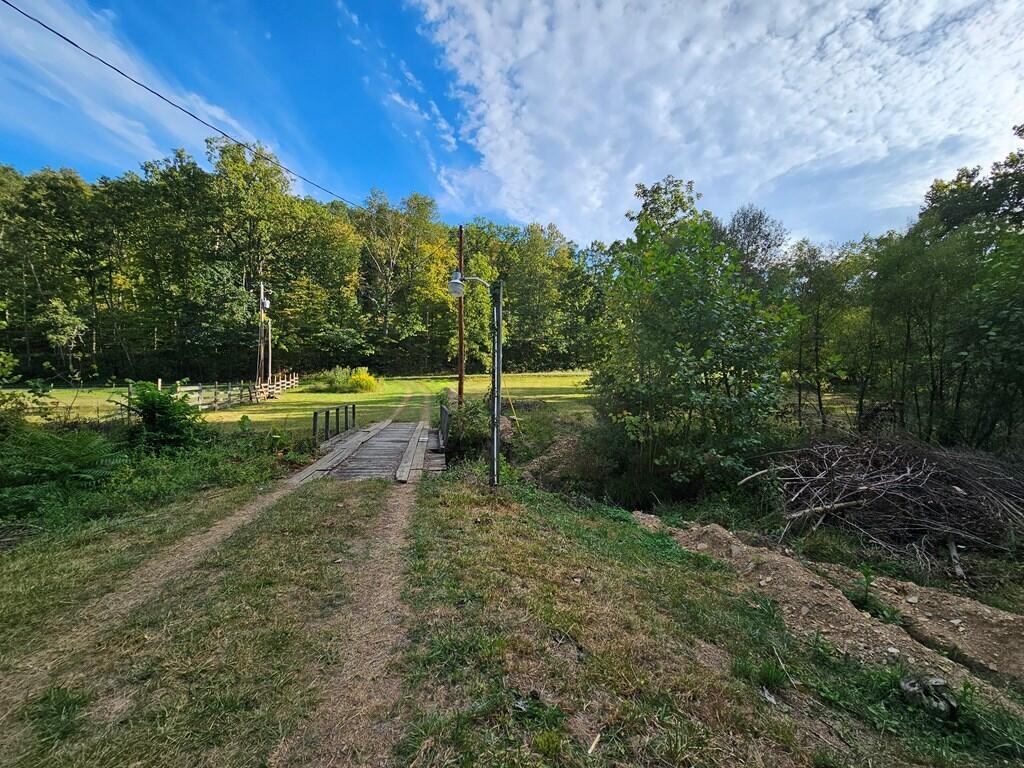 264 Millstone Road Beaver, OH 45613 - Photo 3 of 22 3