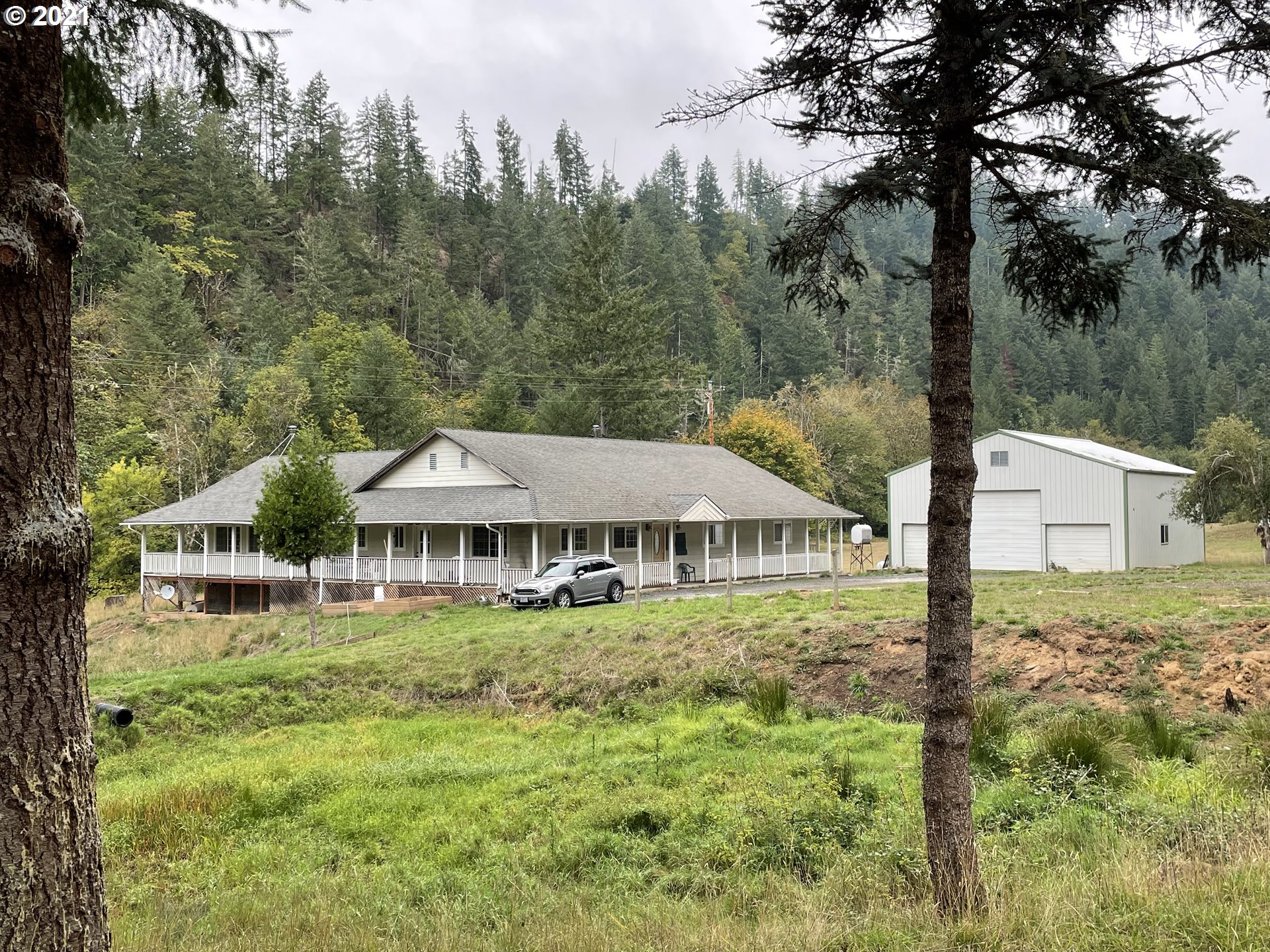 712 Schad Road Elkton, OR 97436 - Photo 2 of 30 Gallery Image 2