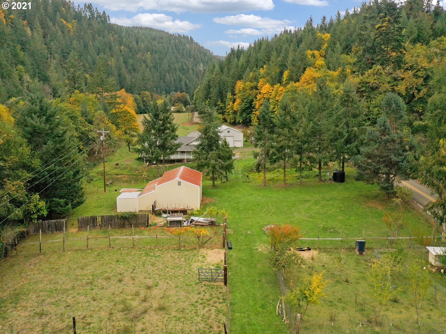 712 Schad Road Elkton, OR 97436 - Photo 11 of 30 Gallery Image 11