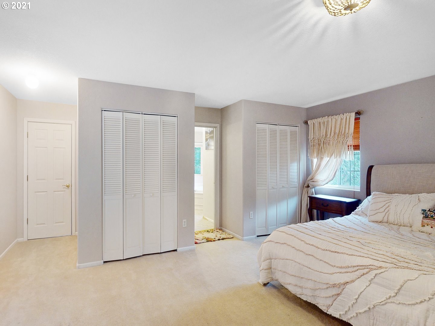 712 Schad Road Elkton, OR 97436 - Photo 5 of 30 Gallery Image 5