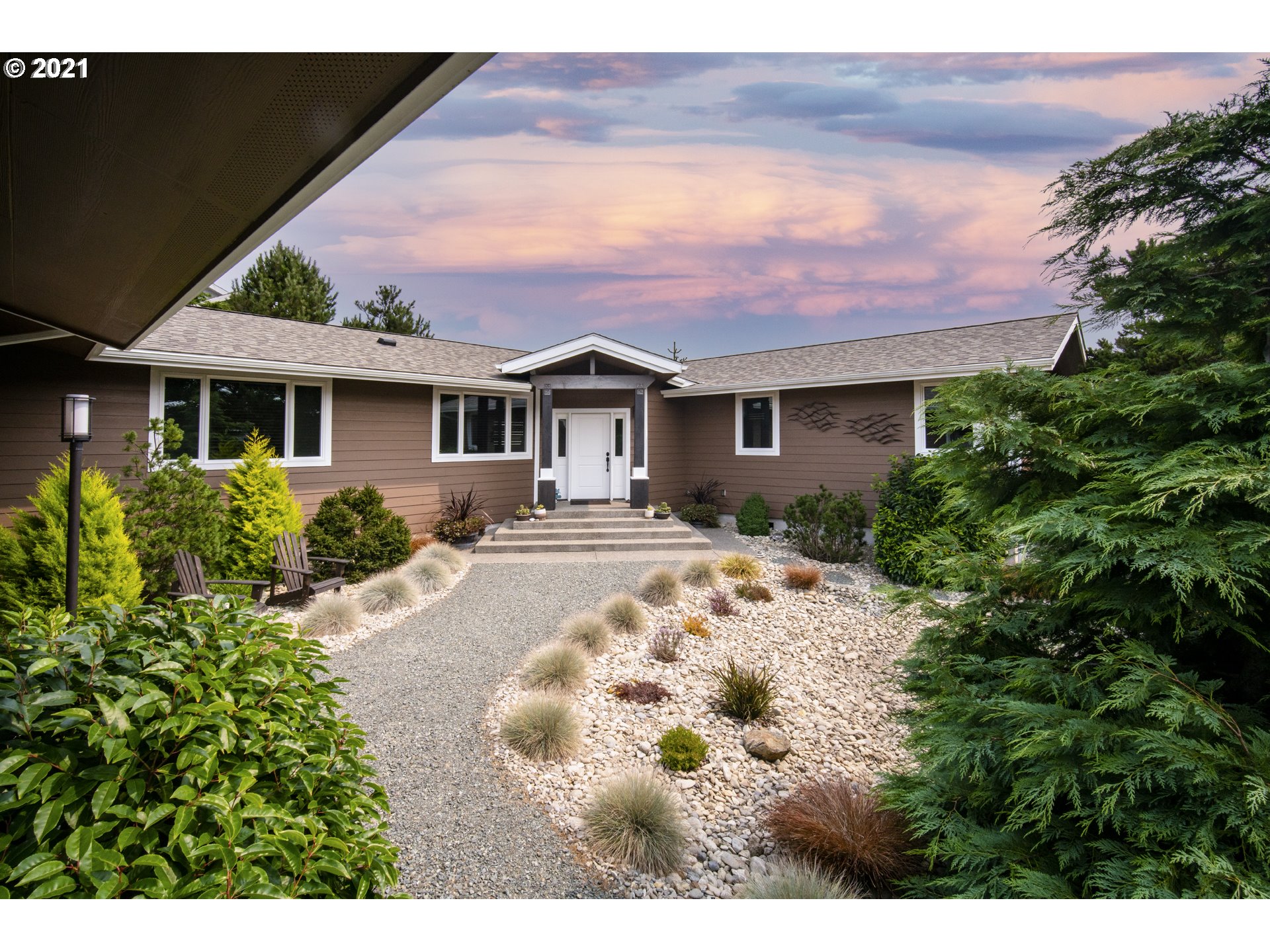 2841 Beach Loop Road Bandon, OR 97411 - Photo 2 of 32 Gallery Image 2