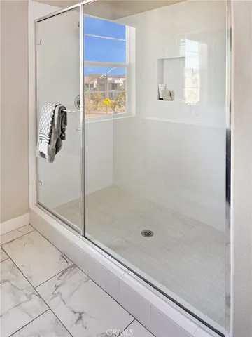 $4,950 | 27105 Trail View Ln., Valencia, CA 91381