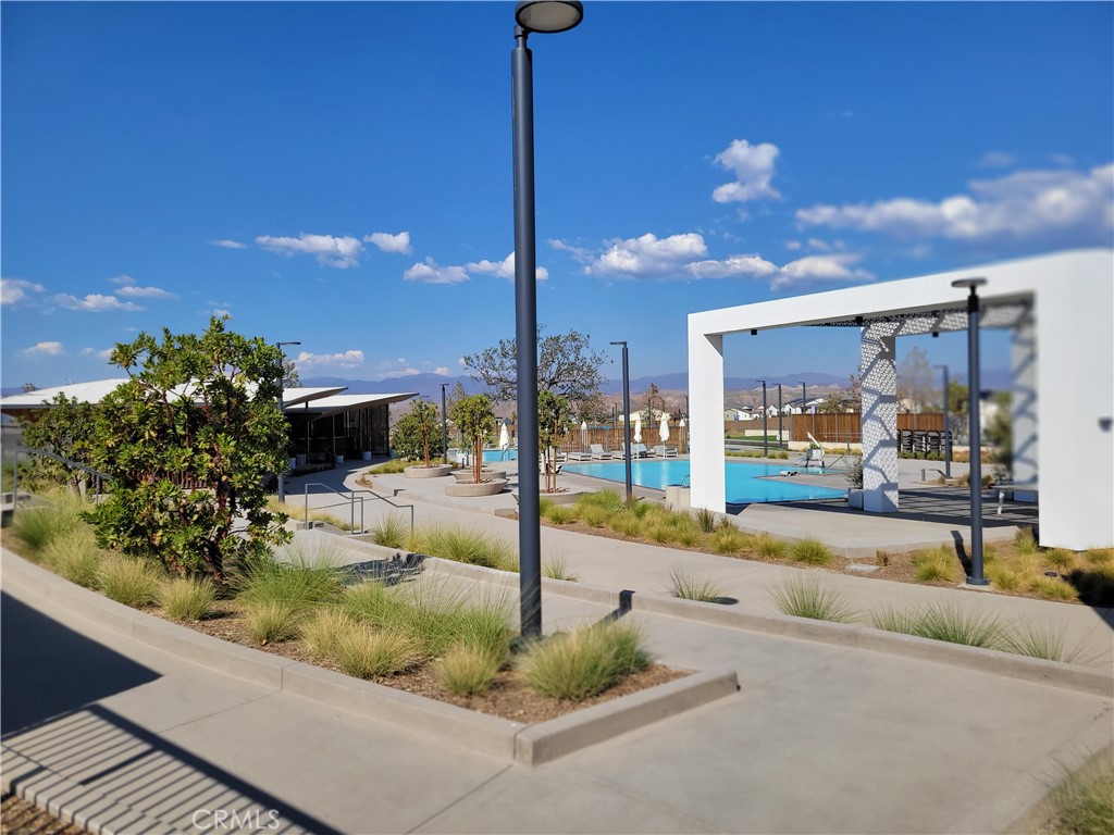27105 Trail View Ln. Valencia, CA 91381 - Photo 27 of 30 Community space with several pools