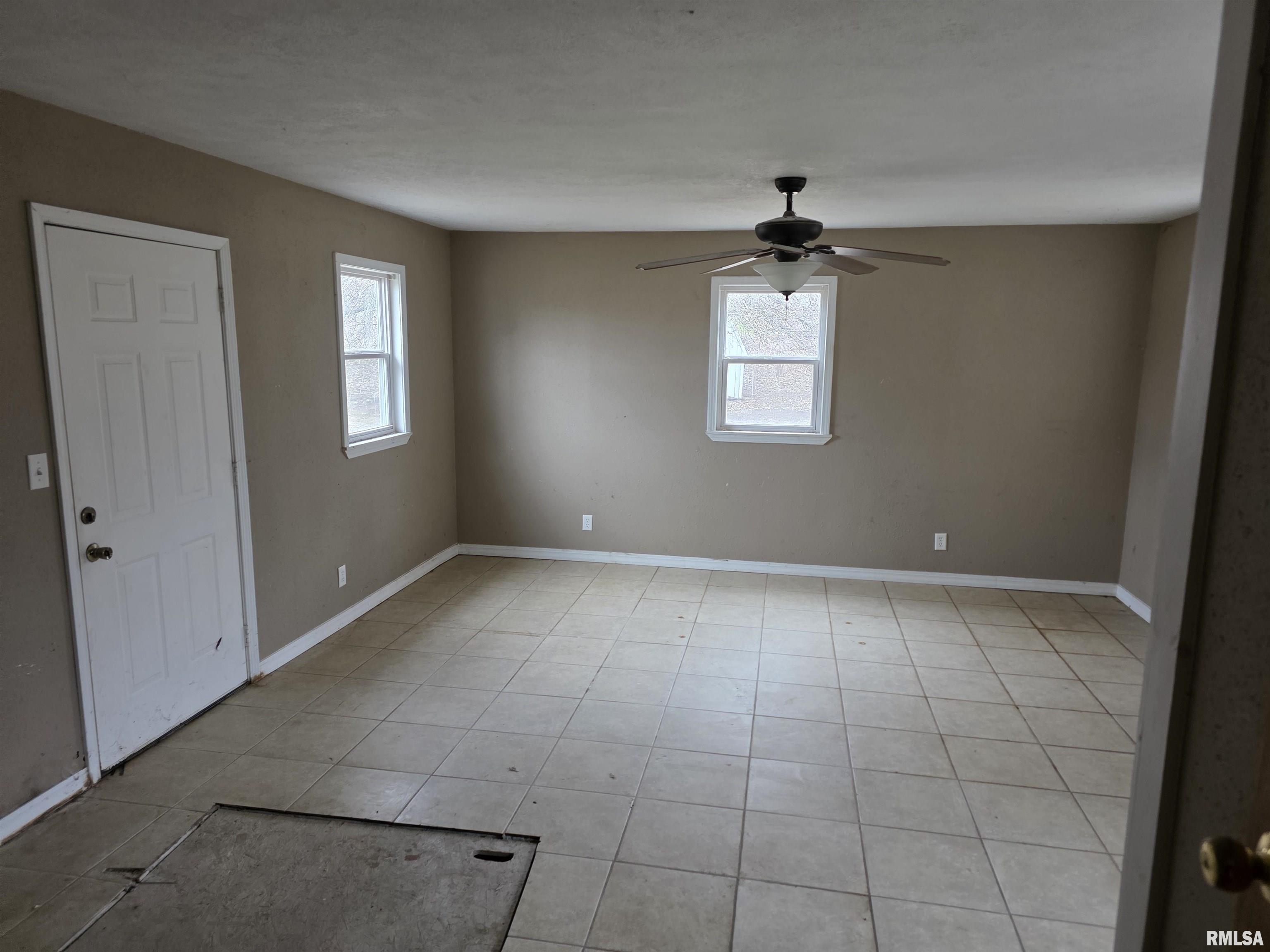 608 South Pine Street Delavan, IL 61734 - Photo 13 of 15