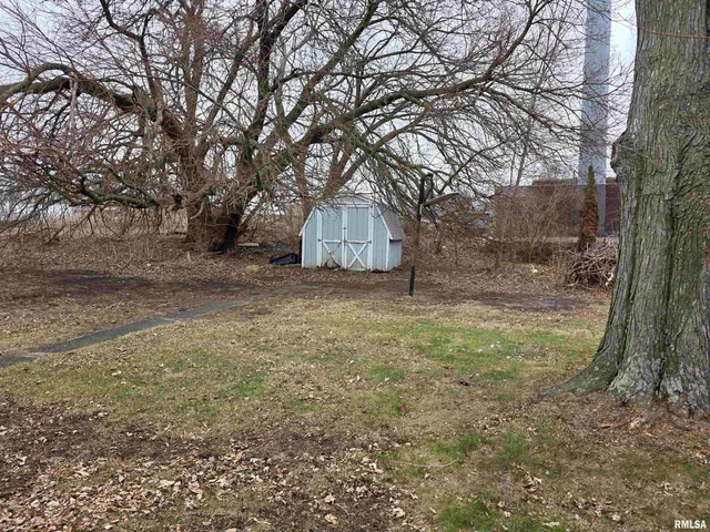 $70,000 | 608 South Pine Street, Delavan, IL 61734