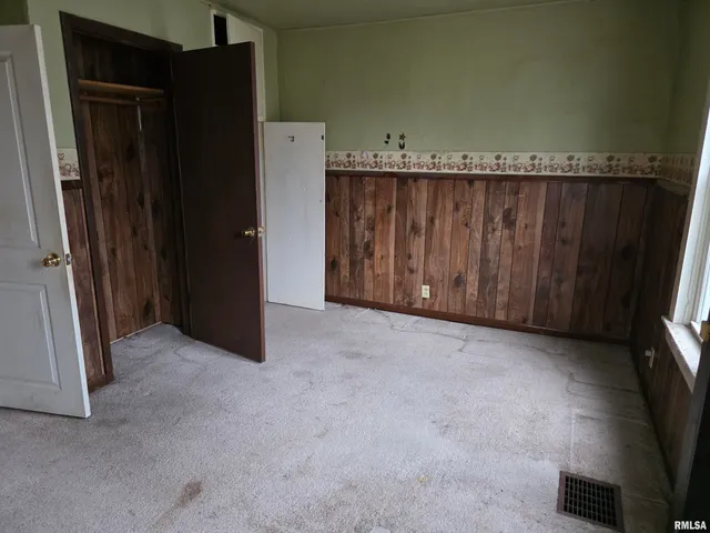 $70,000 | 608 South Pine Street, Delavan, IL 61734