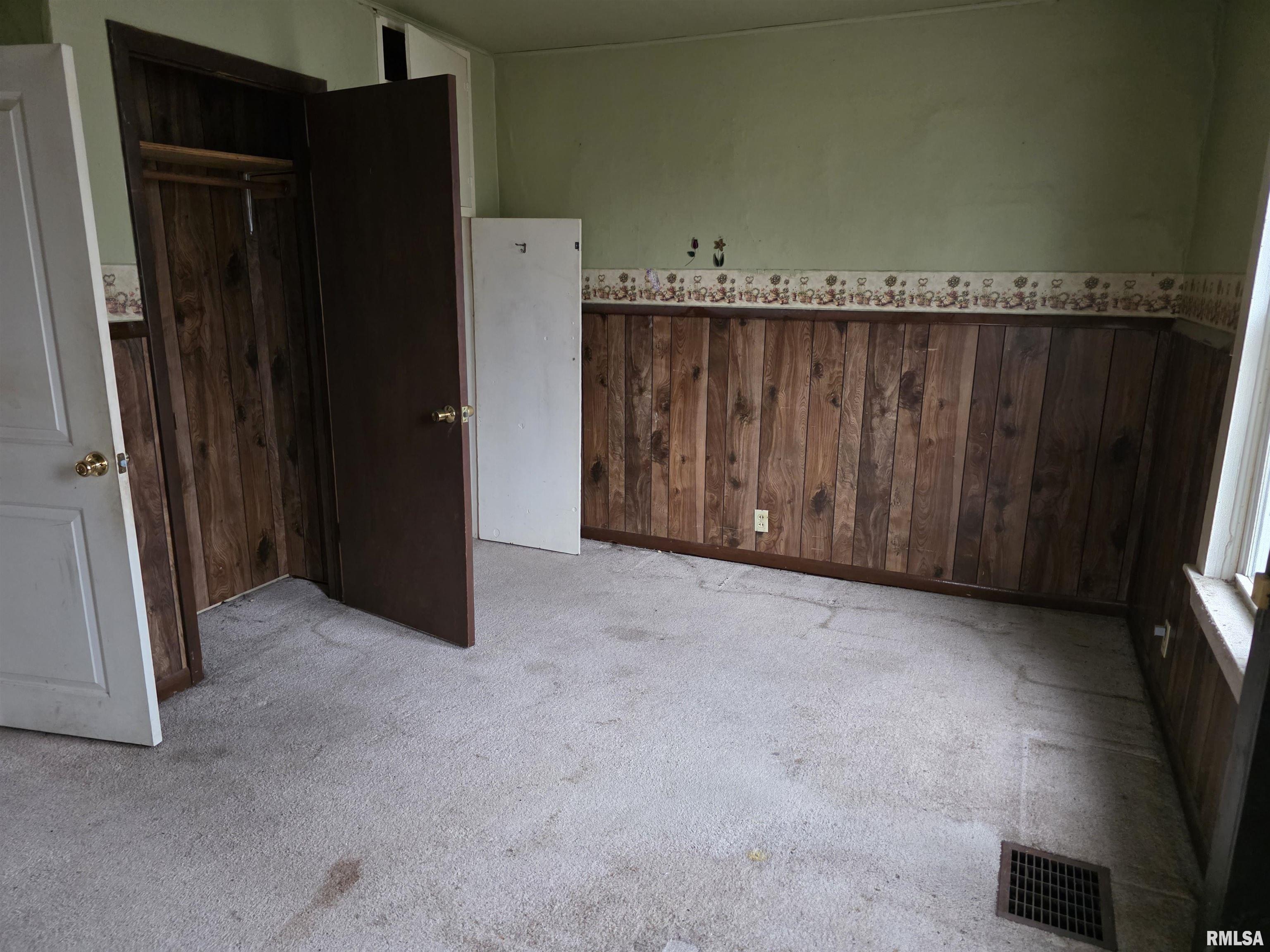 608 South Pine Street Delavan, IL 61734 - Photo 3 of 15