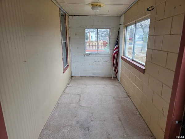 $65,000 | 608 South Pine Street, Delavan, IL 61734