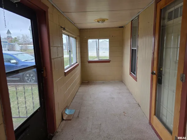 $65,000 | 608 South Pine Street, Delavan, IL 61734