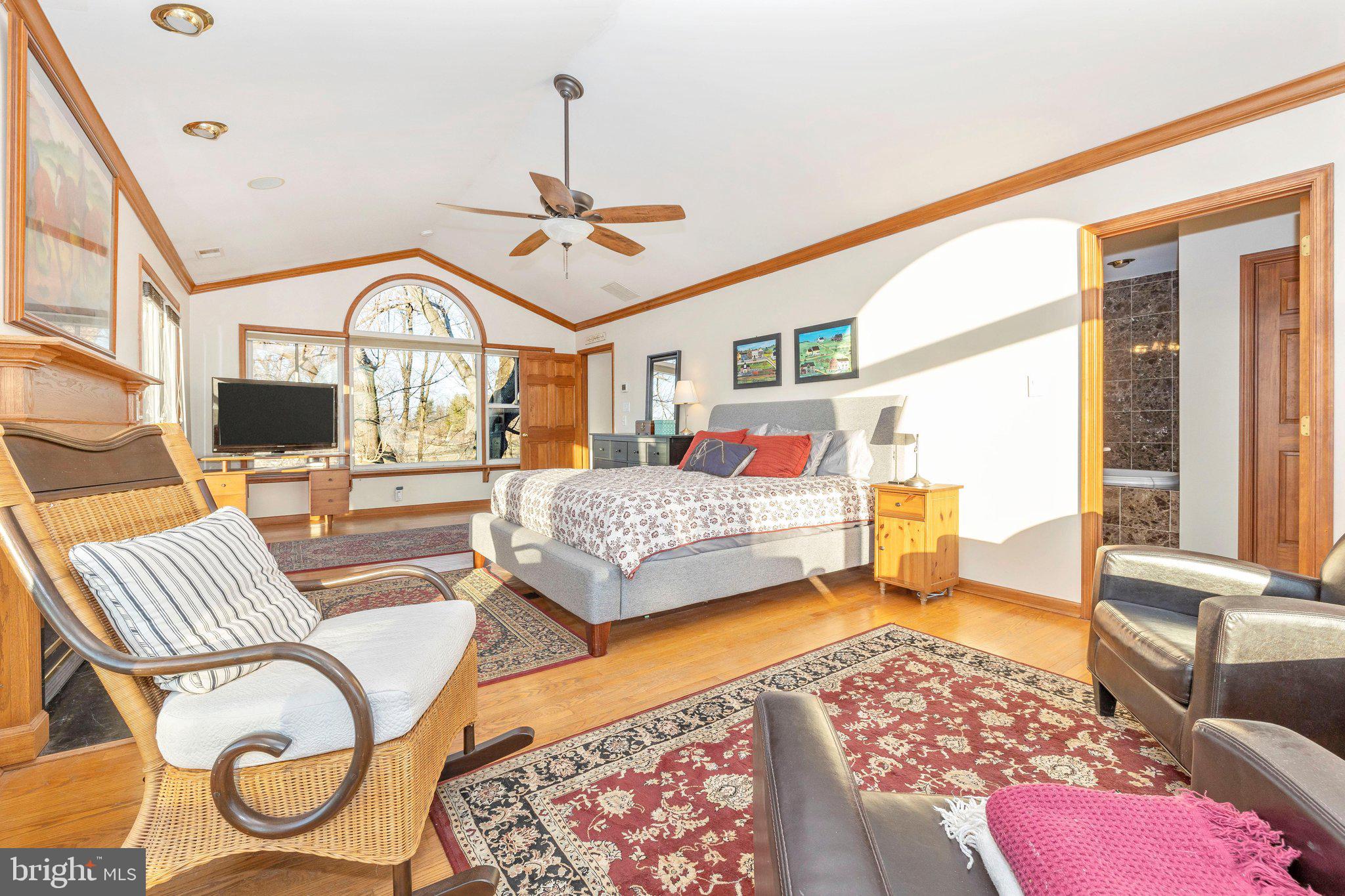 2444 Mullinix Mill Road Mount Airy, MD 21771 - Photo 23 of 66 Primary Bedroom