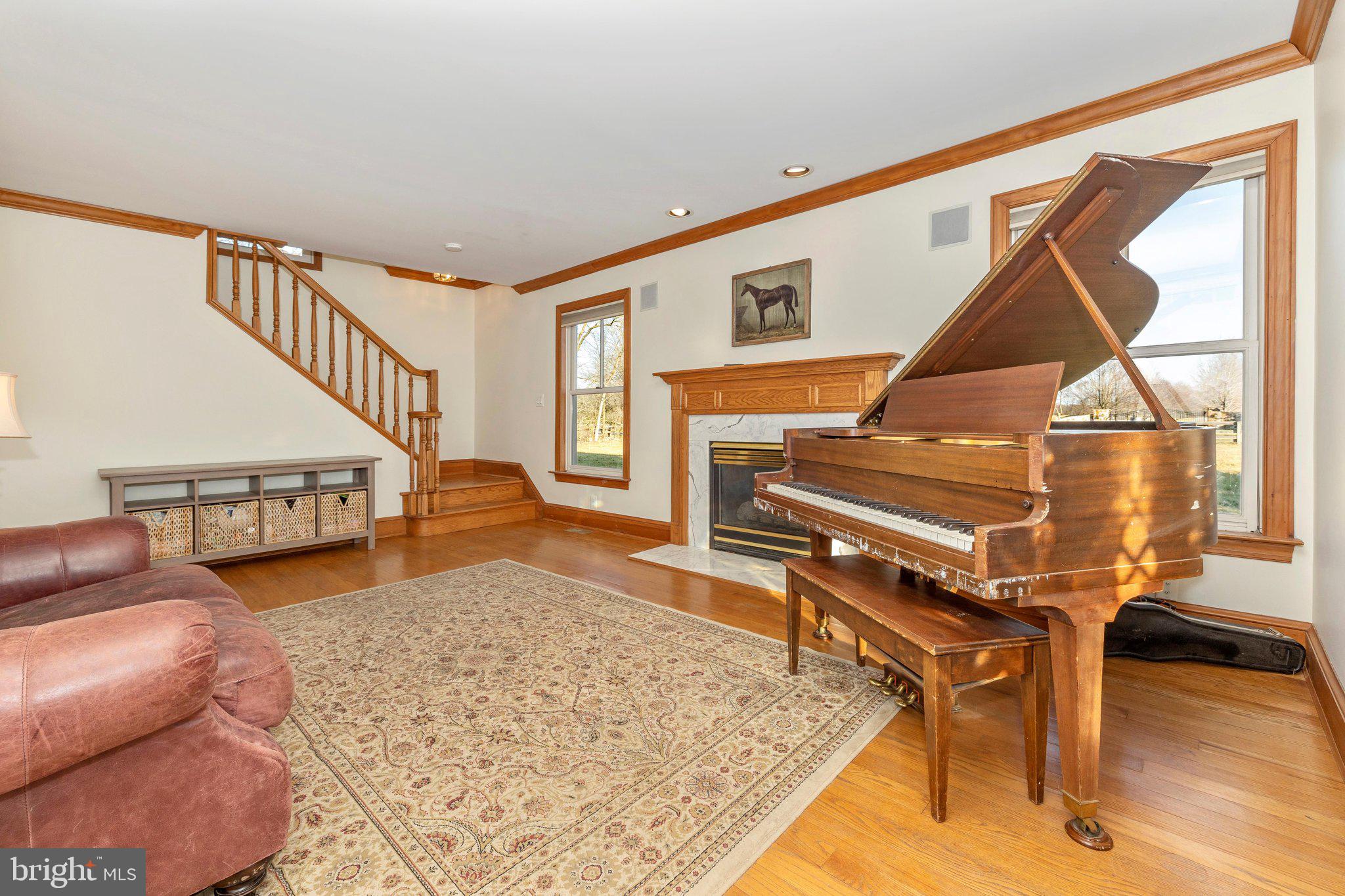 2444 Mullinix Mill Road Mount Airy, MD 21771 - Photo 7 of 66 Living Room