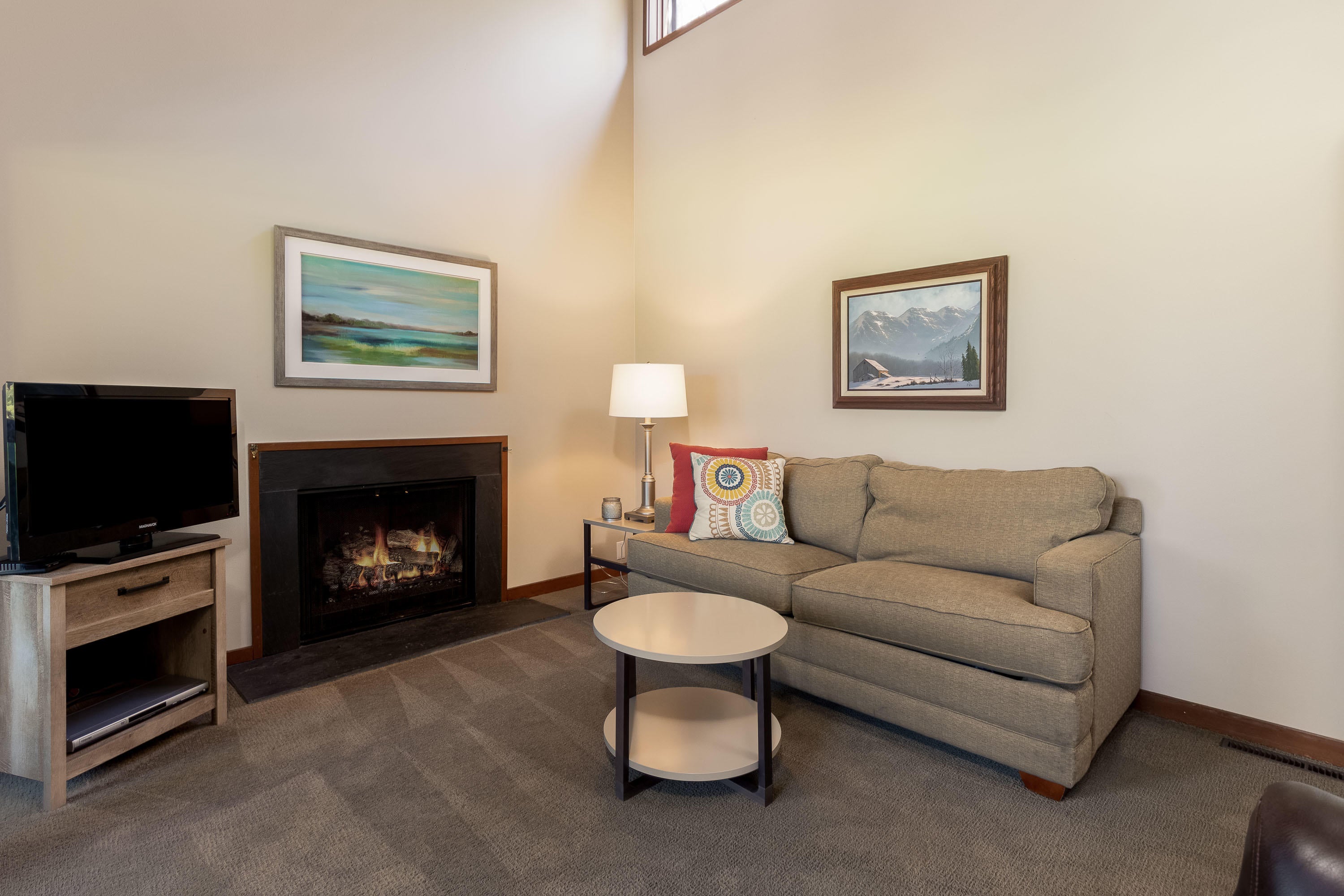 57279 Overlook Road, Unit 9 Sunriver, OR 97707 - Photo 17 of 24 9 Mtn View Lodge Condo-14