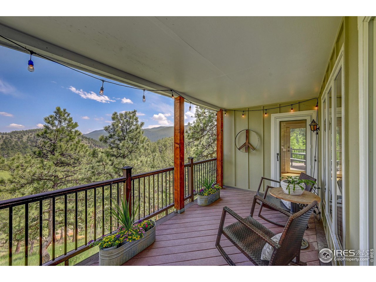 924 West Kelly Road West Boulder, CO 80302 - Photo 14 of 37 a view of balcony with furniture