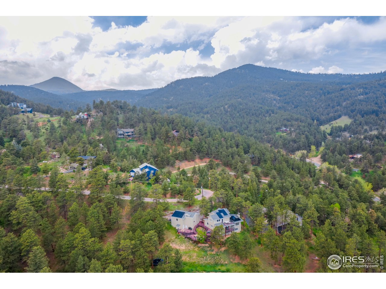 924 West Kelly Road West Boulder, CO 80302 - Photo 34 of 37 a view of outdoor space and mountain view