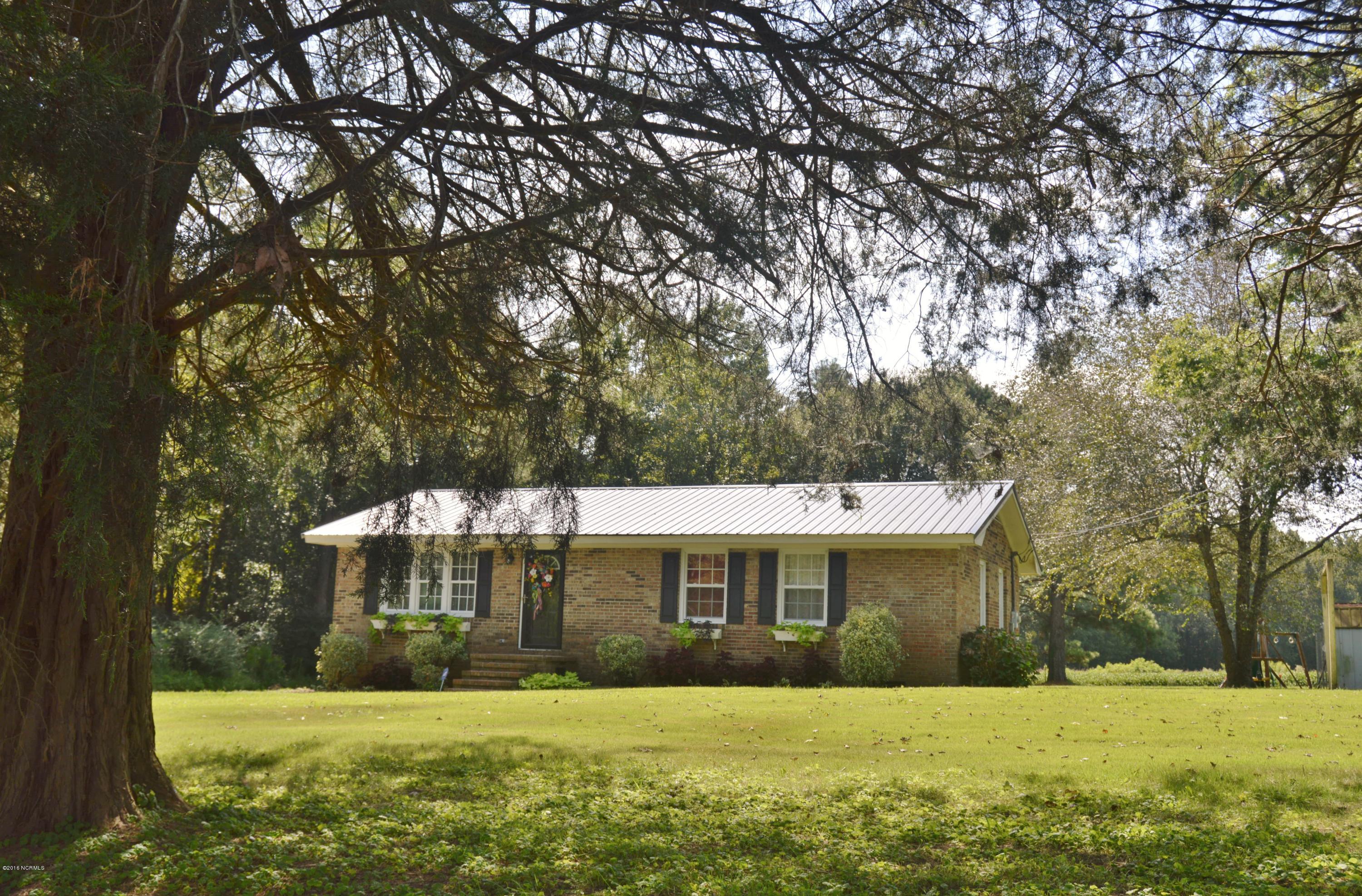 4929 Pelham Road Willard, NC 28478 - Photo 16 of 17 house from road