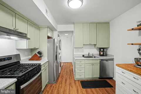 $310,000 | 2073 Royal Fern Court, Unit 34/21B, Reston, VA 20191