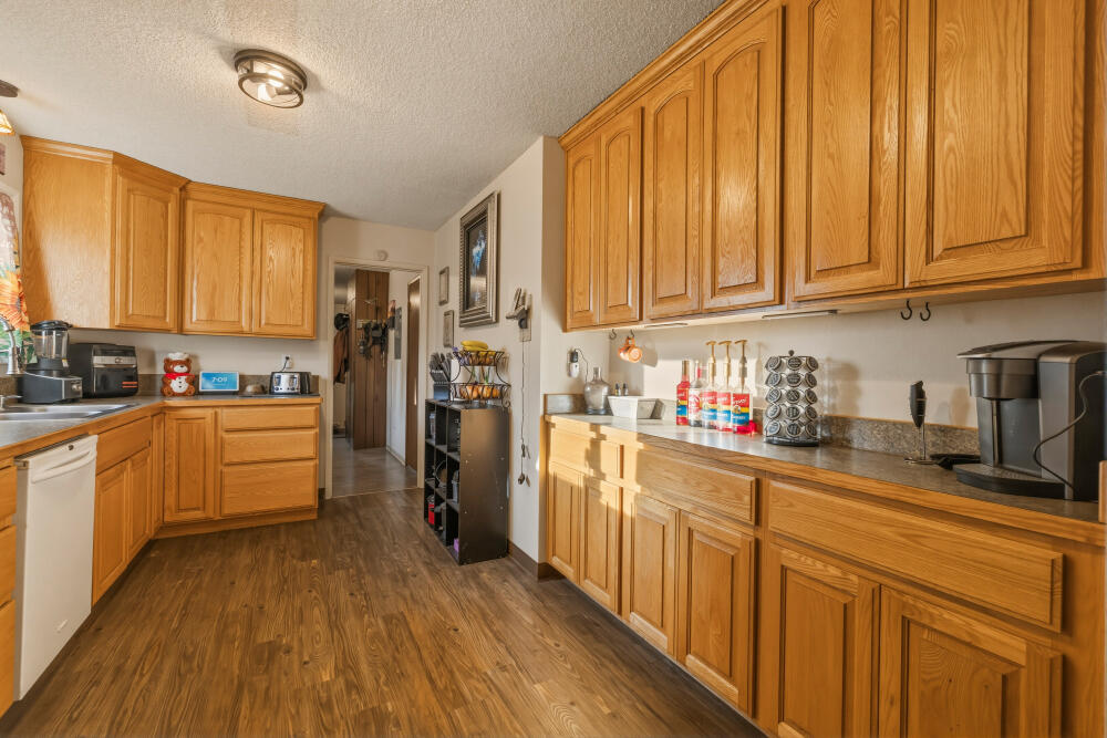 27233 Rocky Point Road Klamath Falls, OR 97601 - Photo 13 of 85