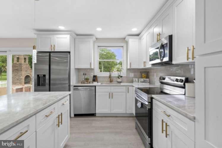 105 Covered Bridge Road Cherry Hill, NJ 08034 - Photo 13 of 31 Gallery Image 13
