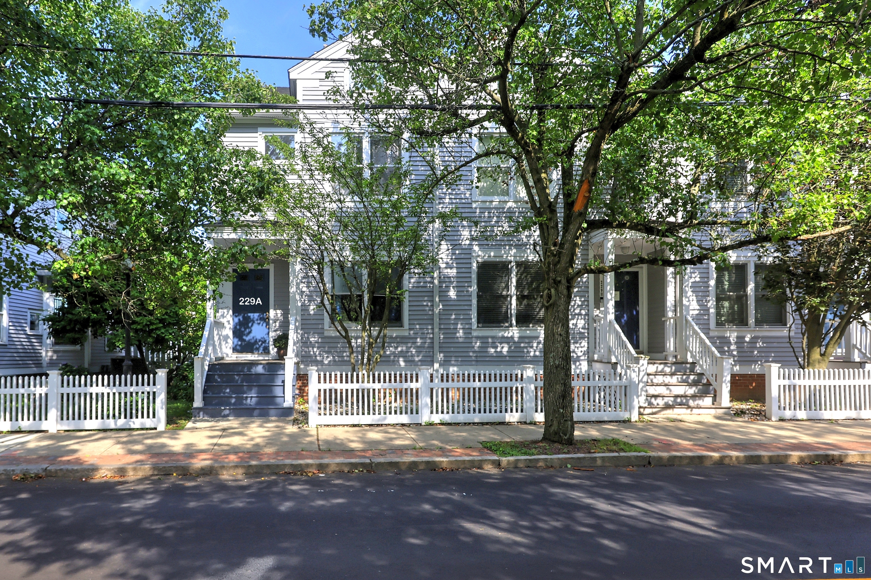 229 Front Street, Unit 1 New Haven, CT 06513 - Photo 3 of 39
