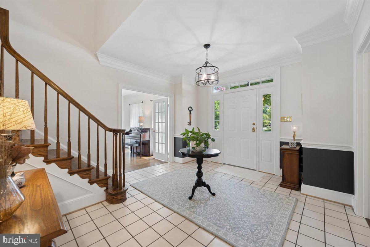 13426 Rippling Brook Drive Silver Spring, MD 20906 - Photo 5 of 66 Spacious front entryway