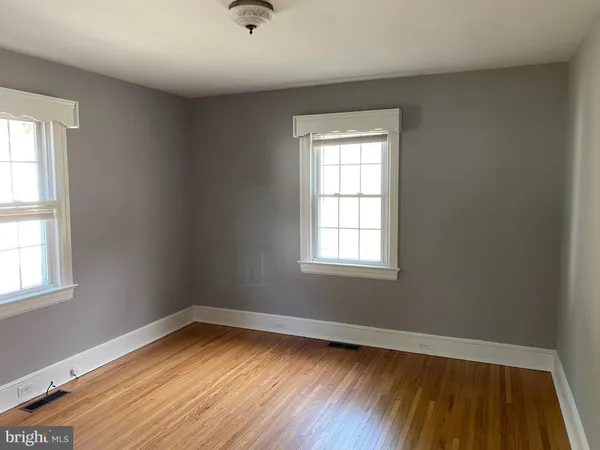 $2,200 | 531 South Washington Street, Easton, MD 21601