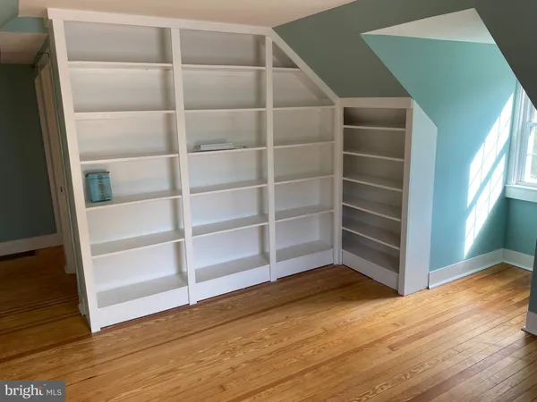 $2,200 | 531 South Washington Street, Easton, MD 21601