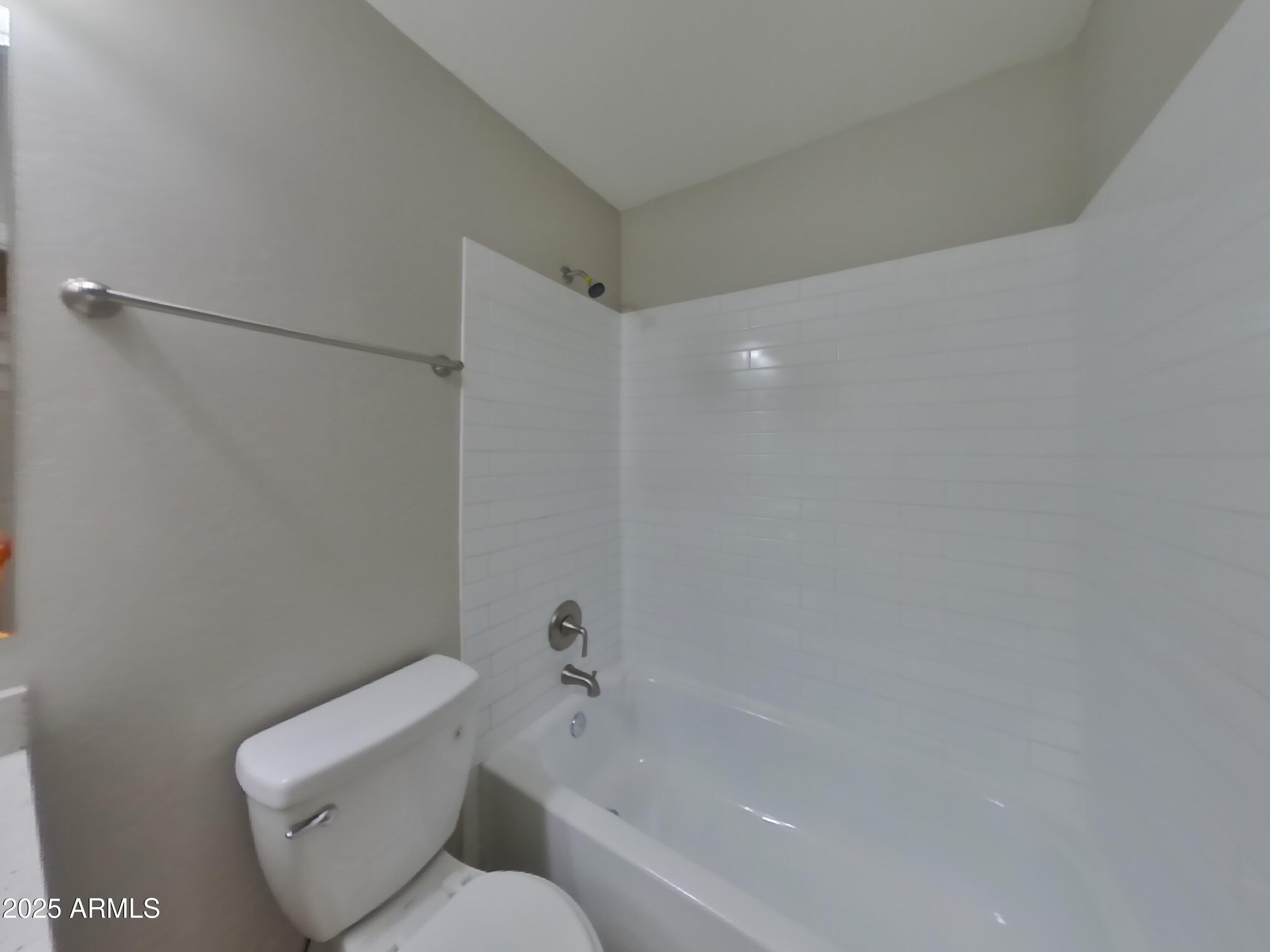 525 North Val Vista Drive, Unit 6 Mesa, AZ 85205 - Photo 14 of 16 13_pc_y3XCMhrbw4_HcpaFoBISw_layout_0