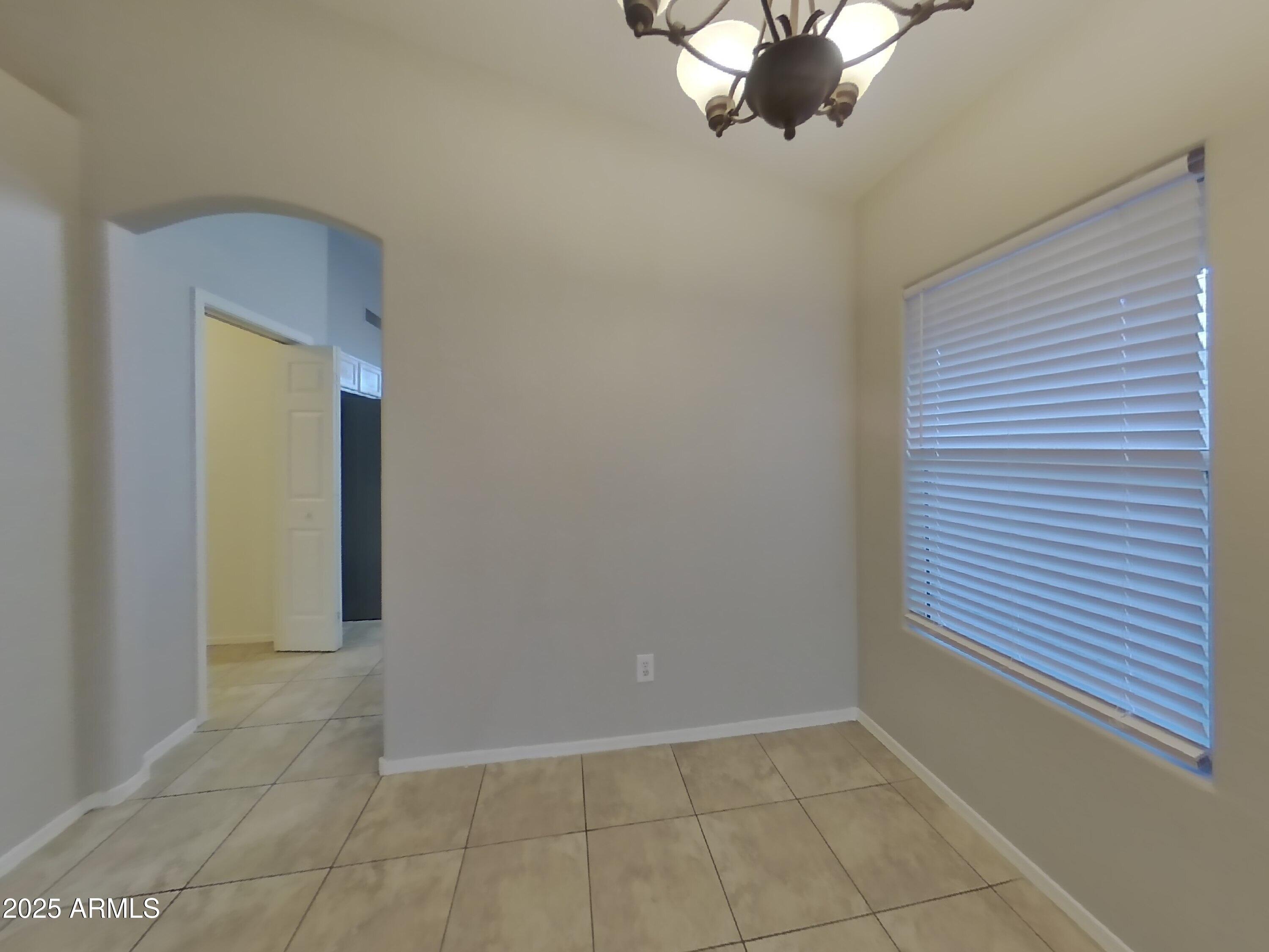 525 North Val Vista Drive, Unit 6 Mesa, AZ 85205 - Photo 4 of 16 3_pc_lpFXDjpMJW_YiN8gVTGNn_layout_0