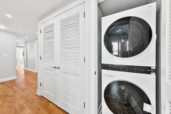 $4,035 | 935 West Winona Street, Unit 1N, Chicago, IL 60640