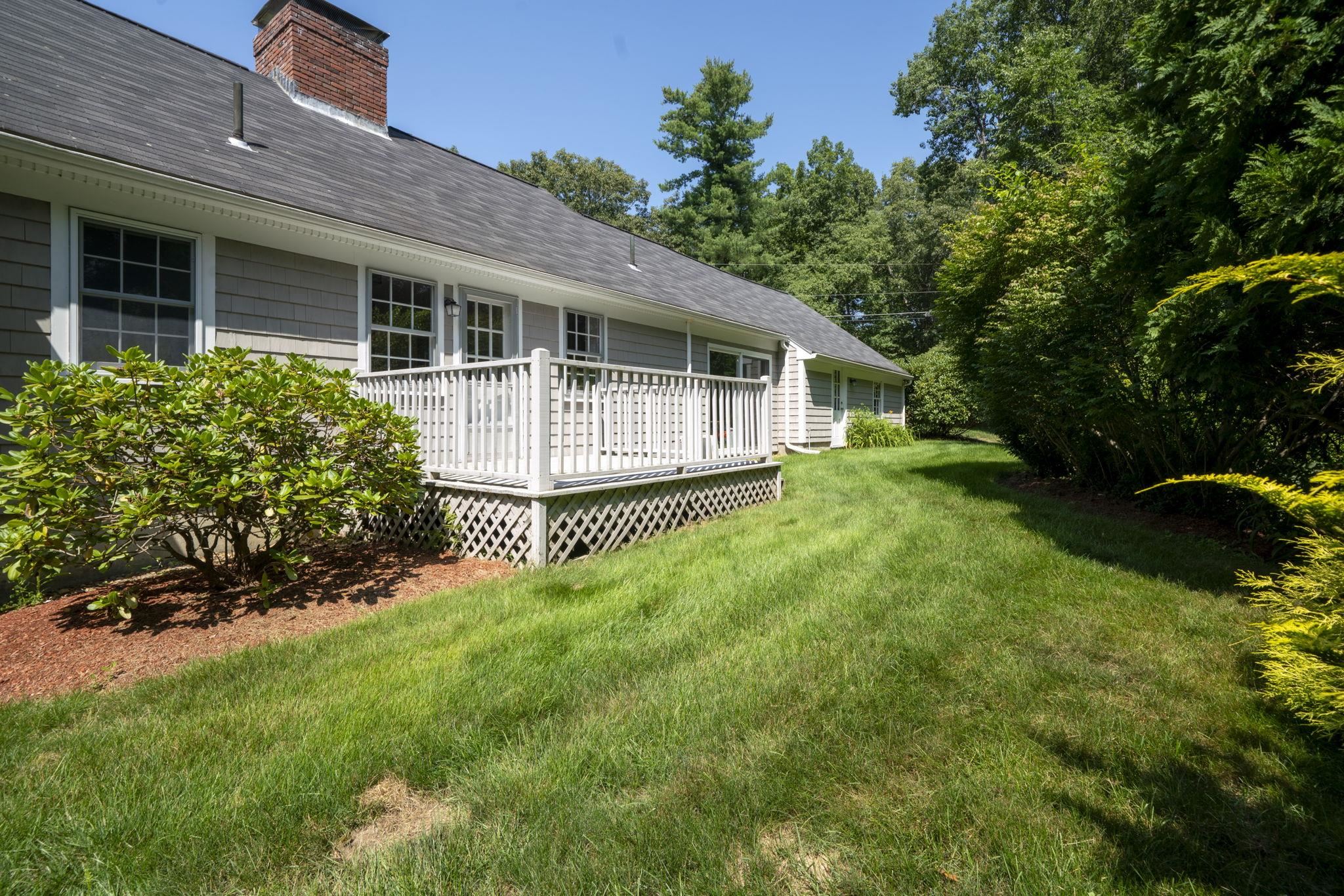 184 Nashua Road Bedford, NH 03110 - Photo 5 of 38 Gallery Image 5