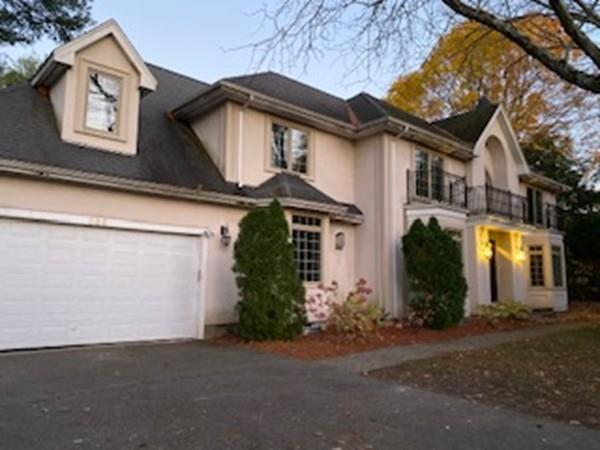 384 Dudley Road Newton, MA 02459 - Photo 4 of 36
