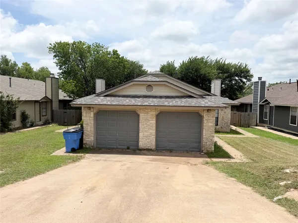 $1,700 | 1915 Margalene Way, Unit B, Austin, TX 78728