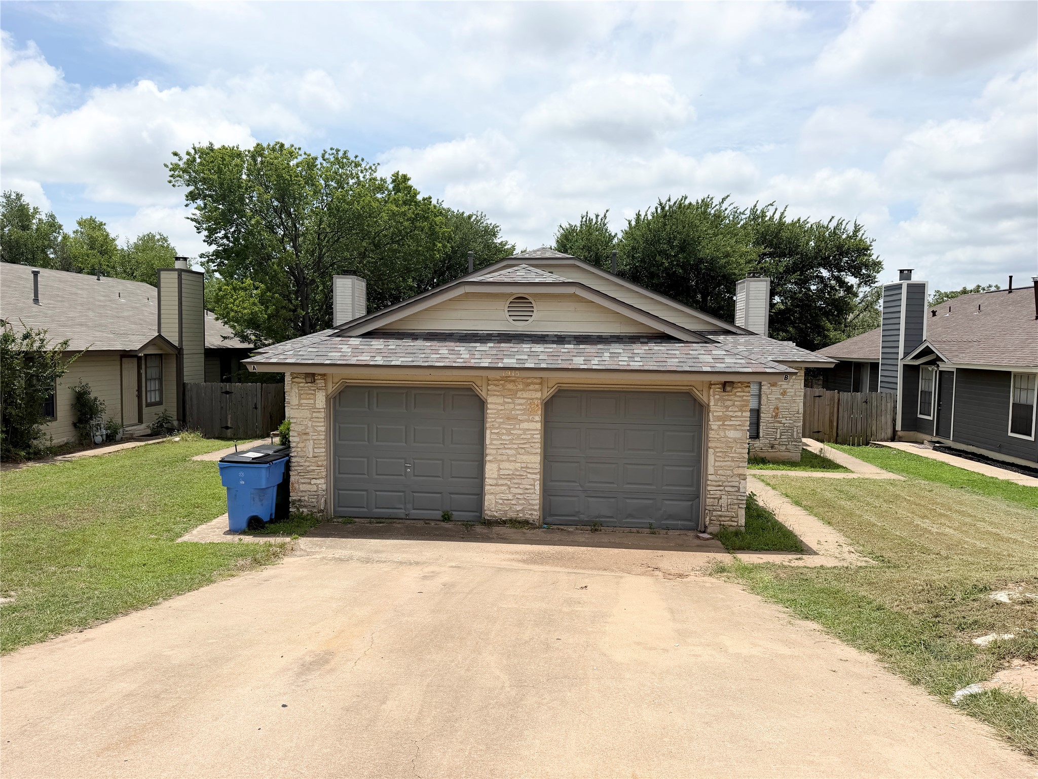 1915 Margalene Way, Unit B Austin, TX 78728 - Photo 3 of 20