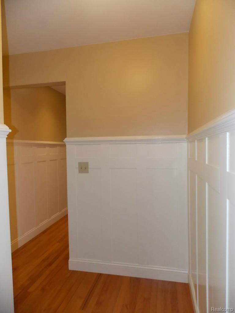 601 Augusta Drive Rochester, MI 48309 - Photo 17 of 34 DSCN0954.jpg