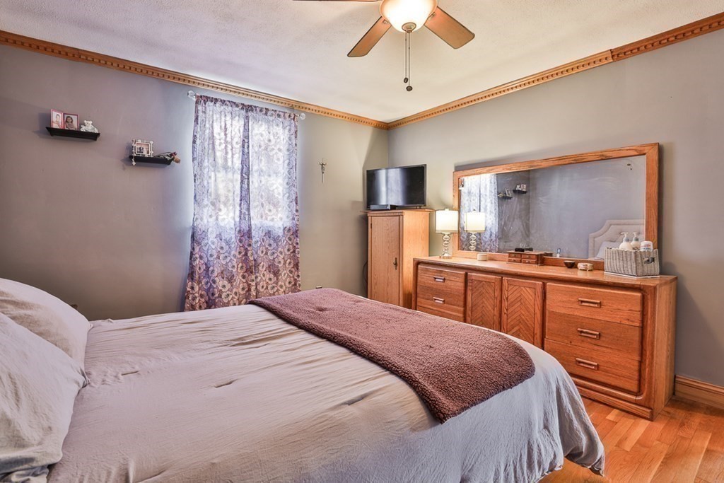 15 Bellflower Road Billerica, MA 01821 - Photo 11 of 27