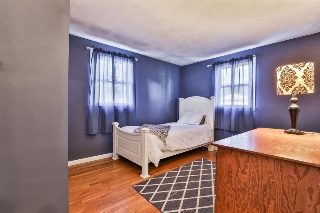 15 Bellflower Road Billerica, MA 01821 - Photo 13 of 27